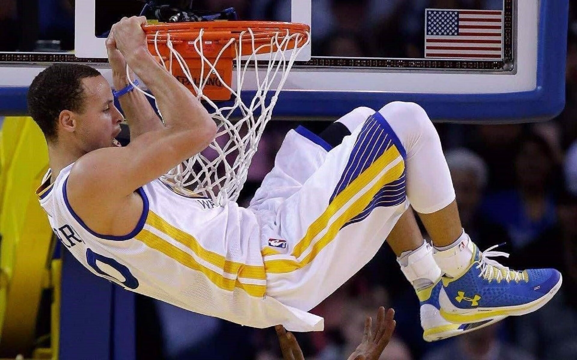 双线对决,葡萄牙足球完胜日本,张本智和率队乒坛取胜